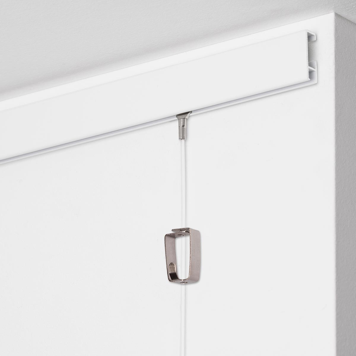 2 METER 6 Feet 6 Inches Blanco clip-rail galería sistema para colgar cuadros con ganchos montado en la pared Stas cliprail negro blanco plata nogal madera incluido fijaciones 